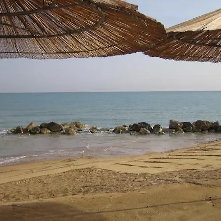 Jake's Place Bed & Breakfast 3*